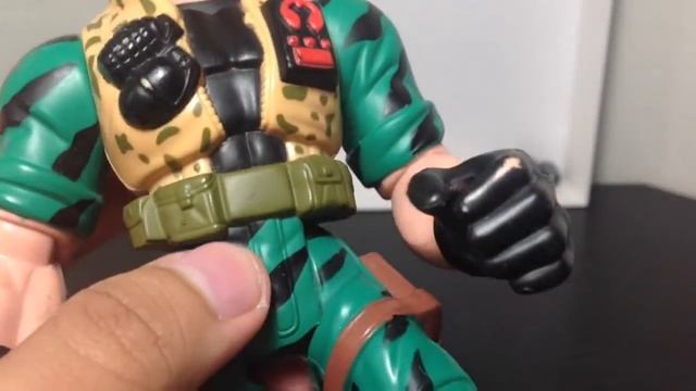 1998 Hasbro Small Soldiers - Major Chip Hazard Figure Review смотреть онлайн