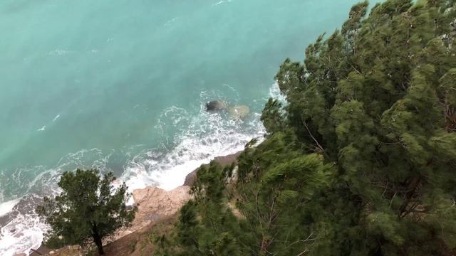 Вид со смотровой площадки Гагры. Ужасно красиво, рай на Земле. Самое чистое море в Абхазии. смотреть онлайн
