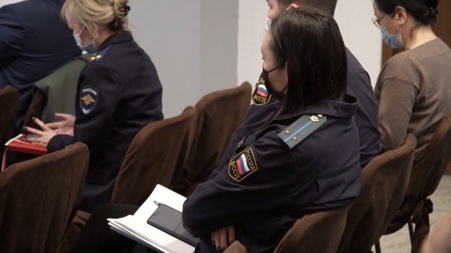 Адвокат придет через мобильное приложение смотреть онлайн