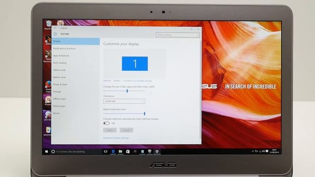 Asus Zenbook UX305CA review 13 3in, 3800 x 1800 pixel laptop смотреть онлайн
