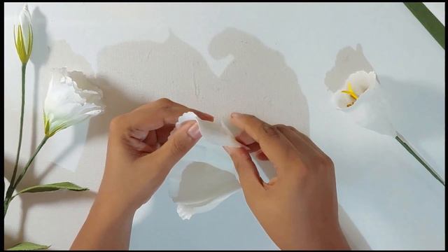 Lisianthus flower making with crepe paper | DIY | Art and Craft смотреть онлайн