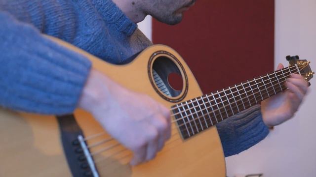 The First Noel - Acoustic Guitar Baritone смотреть онлайн