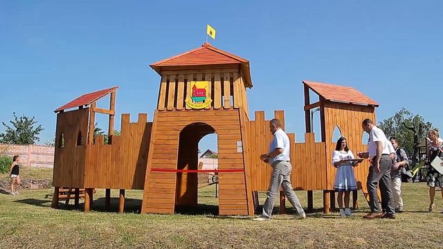 Глуск. Открытие детской площадки "ЗАМКОВАЯ ГОРА" смотреть онлайн