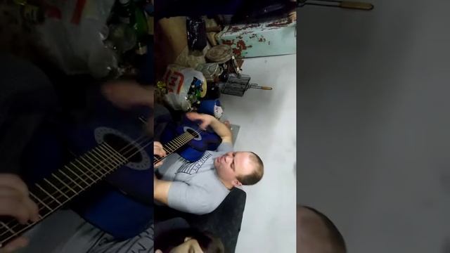 Денис Бутусов ....НА ГИТАРЕ... С ПРИЧАЛА РЫБАЧИЛ АПОСТОЛ АНДРЕЙ