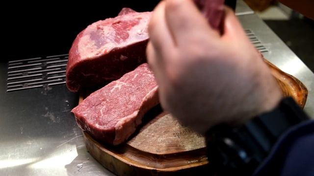 Правильная Разделка Пиканьи от ПраймБиф /Приготовление на Газовом гриле Char Broil Professional 3s смотреть онлайн