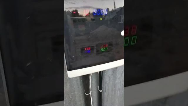 Септик из бетонных колец и насос "Малыш".Откачка лишней воды на 30 метров в сточную канаву. смотреть онлайн