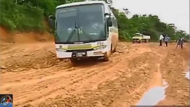 Crazy Bus Driving Skills | Extreme Bus Off Road in Mudding Roads смотреть онлайн