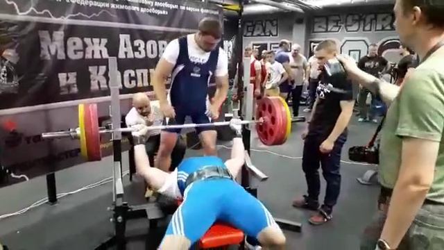 Очередные соревнования. 155 кг. Очень плохой результат. смотреть онлайн