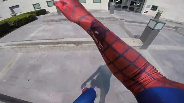 Человек паук в реальной жизни. Паркур от человека паука.