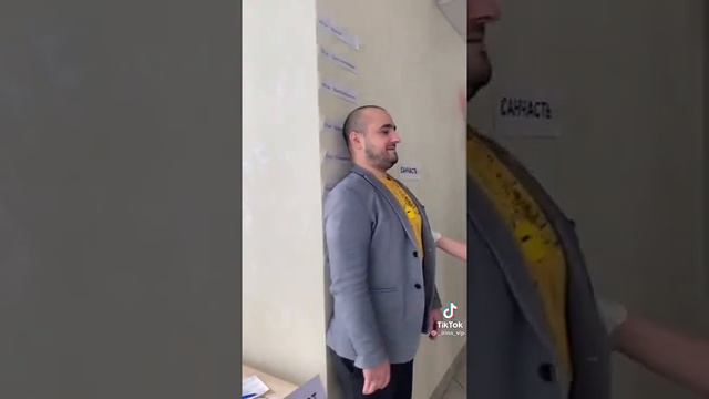 С праздником, мужчины))) Медкомиссия-поздравление... смотреть онлайн