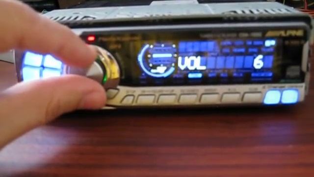 Alpine CDA-7995 CD/MP3 Receiver with Ai-NET CD CONTROLS смотреть онлайн