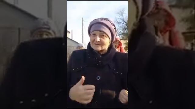 Доставлена первая часть, а именно один большой купол, два малых барабана и один большой. смотреть онлайн