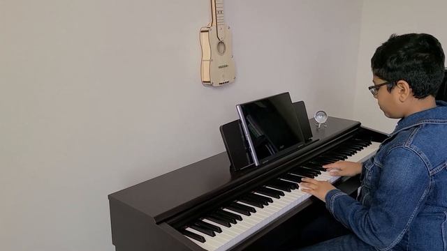 Ilamai Enum Poonkaatru - Piano Version смотреть онлайн