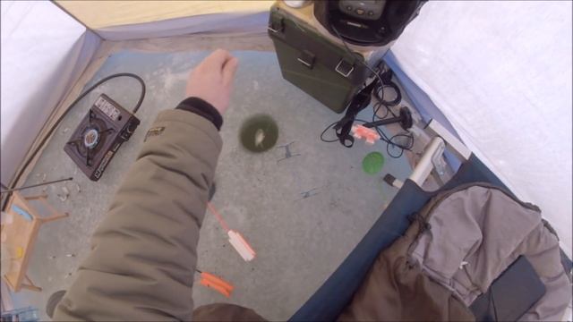 Зимняя рыбалка № 4 (ловля леща и судака )01.02.2017. ( 2 часть )Winter fishing смотреть онлайн