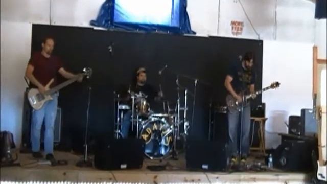 Adayas playing ZZ Top's "Tush" on a 1973 Gibson SG Standard смотреть онлайн