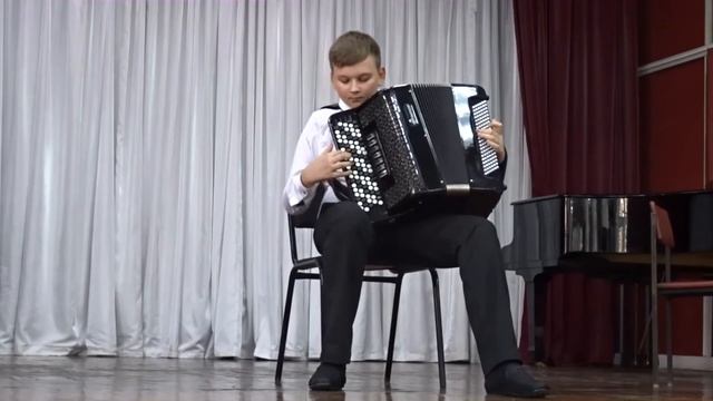 В.Новиков, обработка Е.Левина. Смуглянка смотреть онлайн