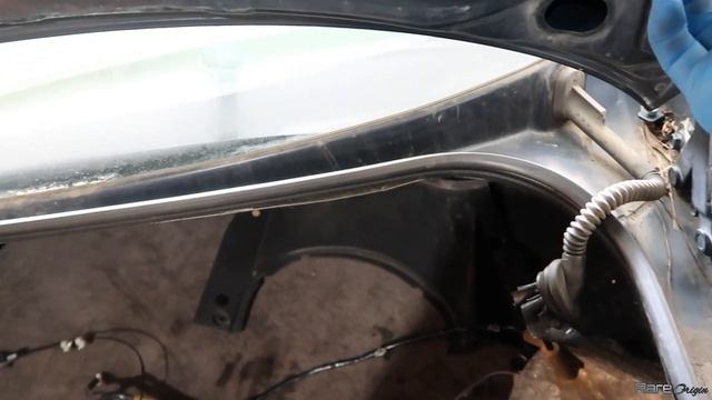 Infiniti G35 Coupe Rocket Bunny Trunk install! смотреть онлайн