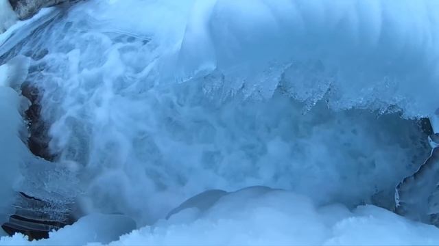 К подножию Эльбруса за ледяными водопадами Джилы-Су смотреть онлайн