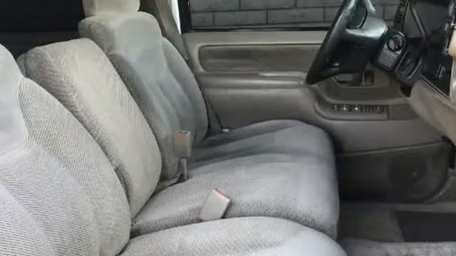 1998 Chevrolet Suburban w/3rd Row Seat and Rear AC ! Very Clean 1500 98 Chevy (Tempe, Arizona) смотреть онлайн