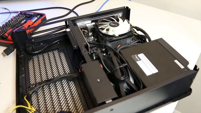 Thoughts on Building a Secondary PC смотреть онлайн