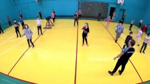 Разминка с теннисным мячом/физическая культура/дистанционное обучение/зарядка для детей/ловкость