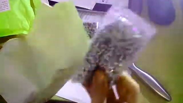 Стразы из китая смотреть онлайн