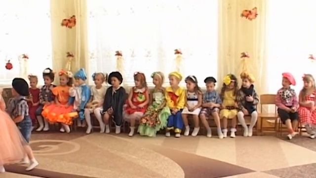 Власний задум_Інни Борисенко_Пісня-музикування_Вийшла Осінь на лужок_середній вік смотреть онлайн