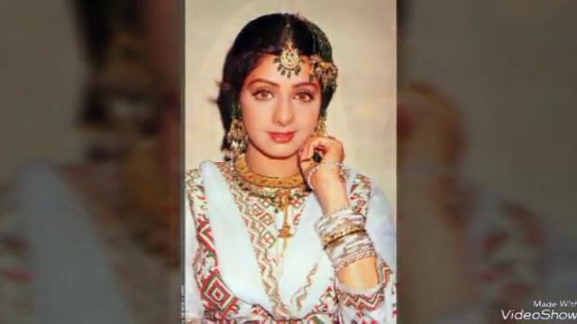 Красивая Шридеви смотреть онлайн