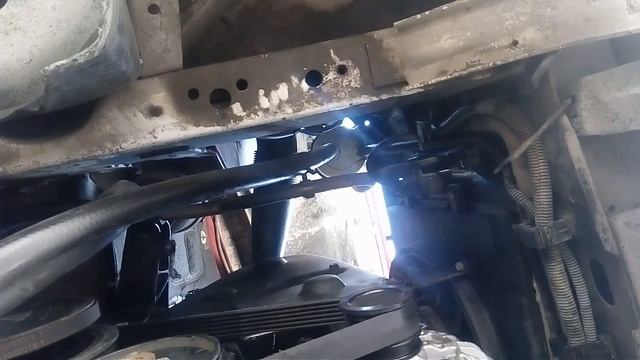 T4 ABL 2001г. Поломка ГУР. Часть 1 — поиск причины смотреть онлайн