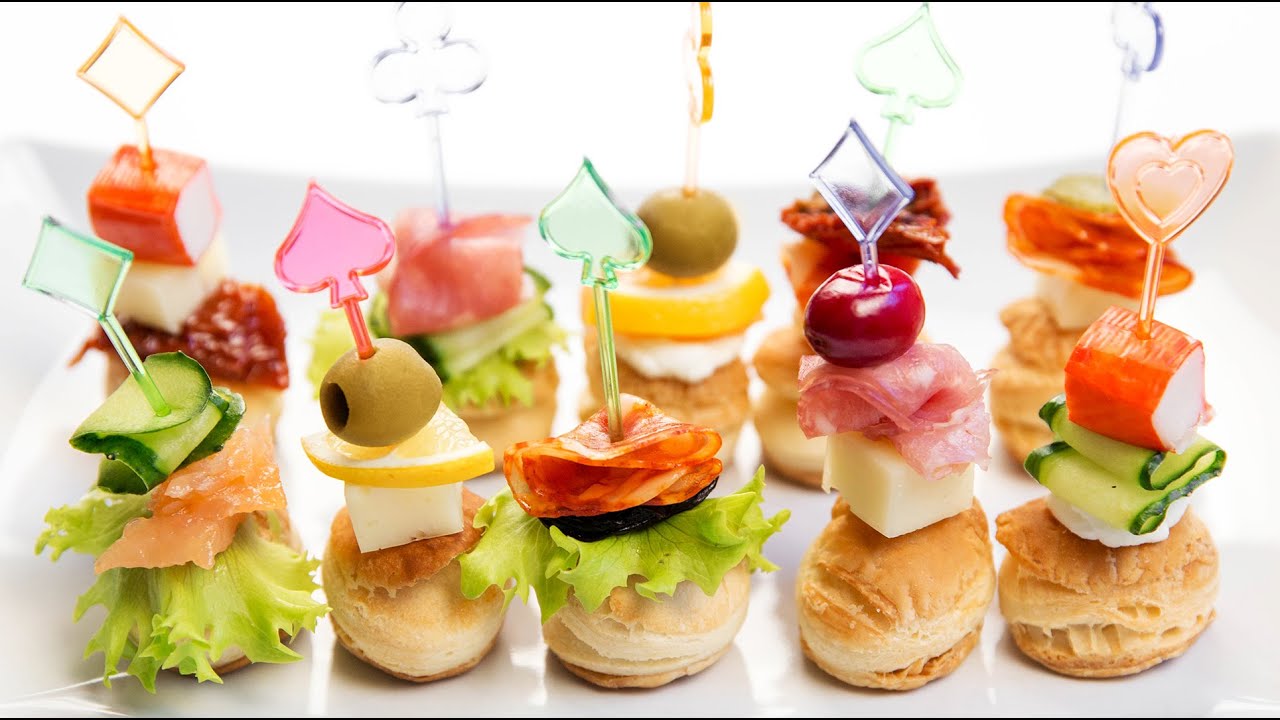 КАНАПЕ на ДЕНЬ РОЖДЕНИЯ или ФУРШЕТНЫЙ СТОЛ - 10 Лёгких и Быстрых ЗАКУСОК на ПРАЗДНИЧНЫЙ СТОЛ смотреть онлайн