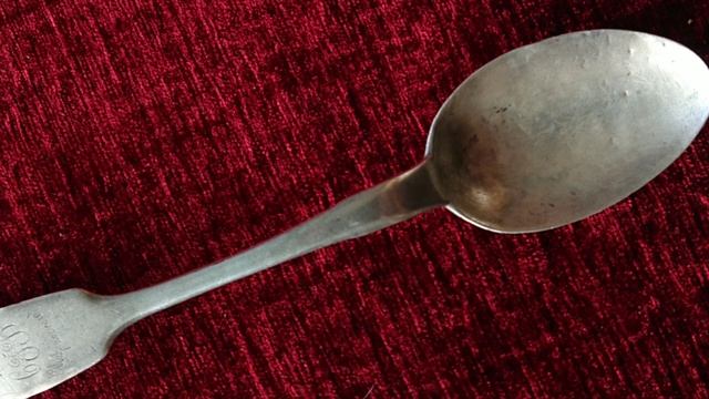 Виды ценности столовых приборов. Какие серебряные столовые приборы встречаются на барахолке. смотреть онлайн