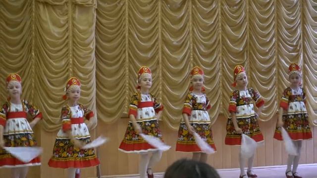 Коллектив Возрождение. Танец "По малину в сад пойдем" смотреть онлайн
