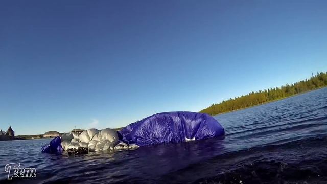 Friday Freakout: Wingsuiter Spins Into Water With Tension Knot Malfunction смотреть онлайн