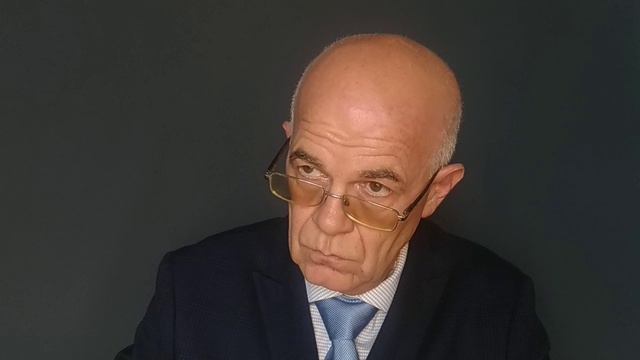 МОДЕРАТОР Артемий Корочков смотреть онлайн
