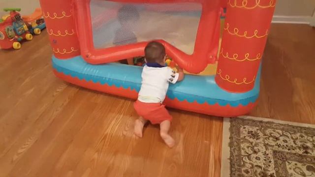 Bounce Castle - part 3? смотреть онлайн