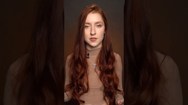 Как ухаживать за белыми кроссовками? #shorts смотреть онлайн