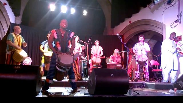 Brothers Tour Performance, Nov 22, Part 07/10 - Djembe kan and Intro, 2 смотреть онлайн