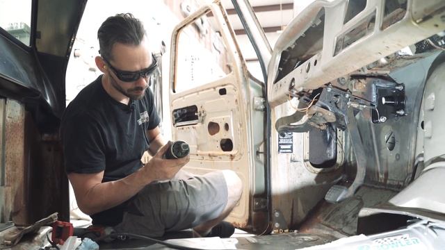 HammerFab - 66 GMC - Custom Steering Column Install смотреть онлайн