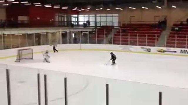 Ethan wall hockey shoot out 3 смотреть онлайн