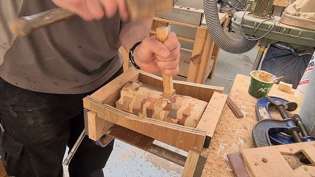 Woodturning - Butterfly Chaos смотреть онлайн