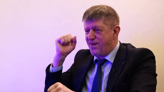 Космические тела в моели комплексного приталкивания Формулы придумали глупые математики смотреть онлайн