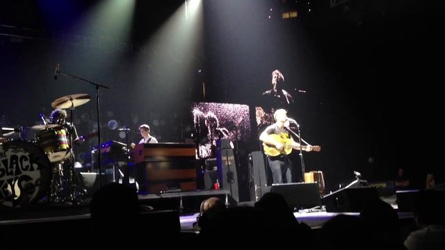 THE BLACK KEYS "ENCORE: LITTLE BLACK SUBMARINES" LIVE ORACLE ARENA 11/03/14 смотреть онлайн