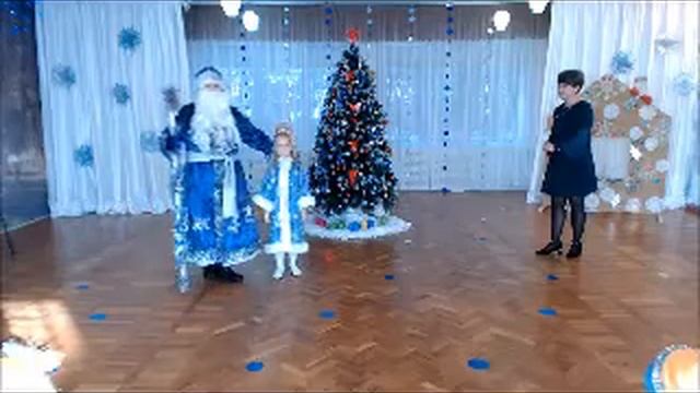 новогодний утренник в младшей группе смотреть онлайн