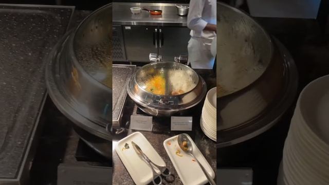 Бизнес зал Plaza Premium Lounge Аэропорт Сием Рип Камбоджа ?? смотреть онлайн