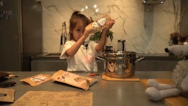 Шоколад: готовим дома (без молока) смотреть онлайн