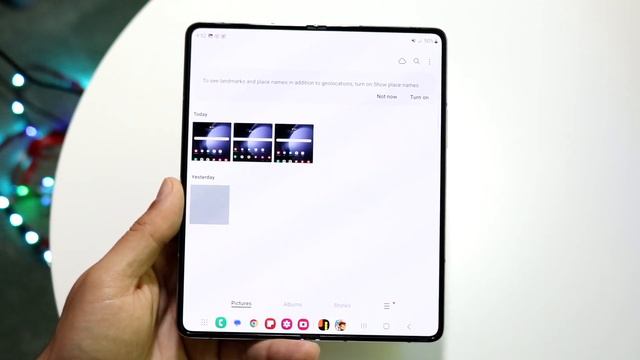 How To Screenshot On Samsung Galaxy Fold 5! смотреть онлайн