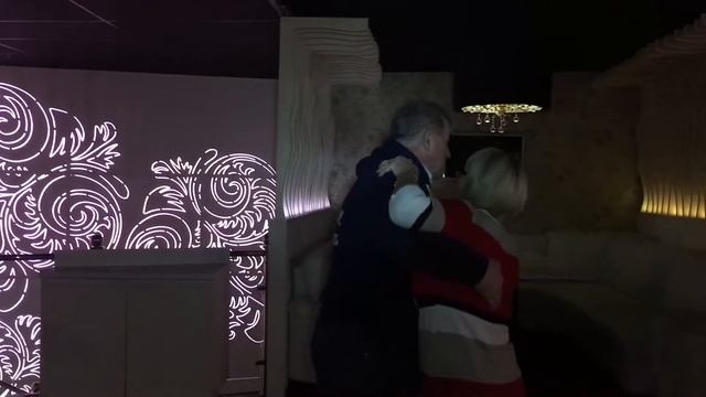 Прошлогодние глаза!!!???Красивые танцы в клубе!!!???Харьков???Февраль 2021 смотреть онлайн