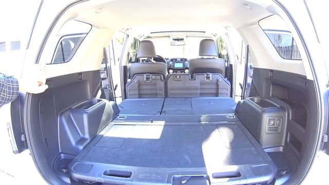 Toyota 4Runner Sliding Cargo Deck - Yes or No?? смотреть онлайн