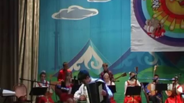 Е. Простомолотов (Н.А.Римский-Корсаков 'ПОЛЕТ ШМЕЛЯ') 19.05.2012 г. смотреть онлайн
