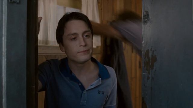 — "А Скотт дома?" — "Такое дело, он только что ушел!" смотреть онлайн